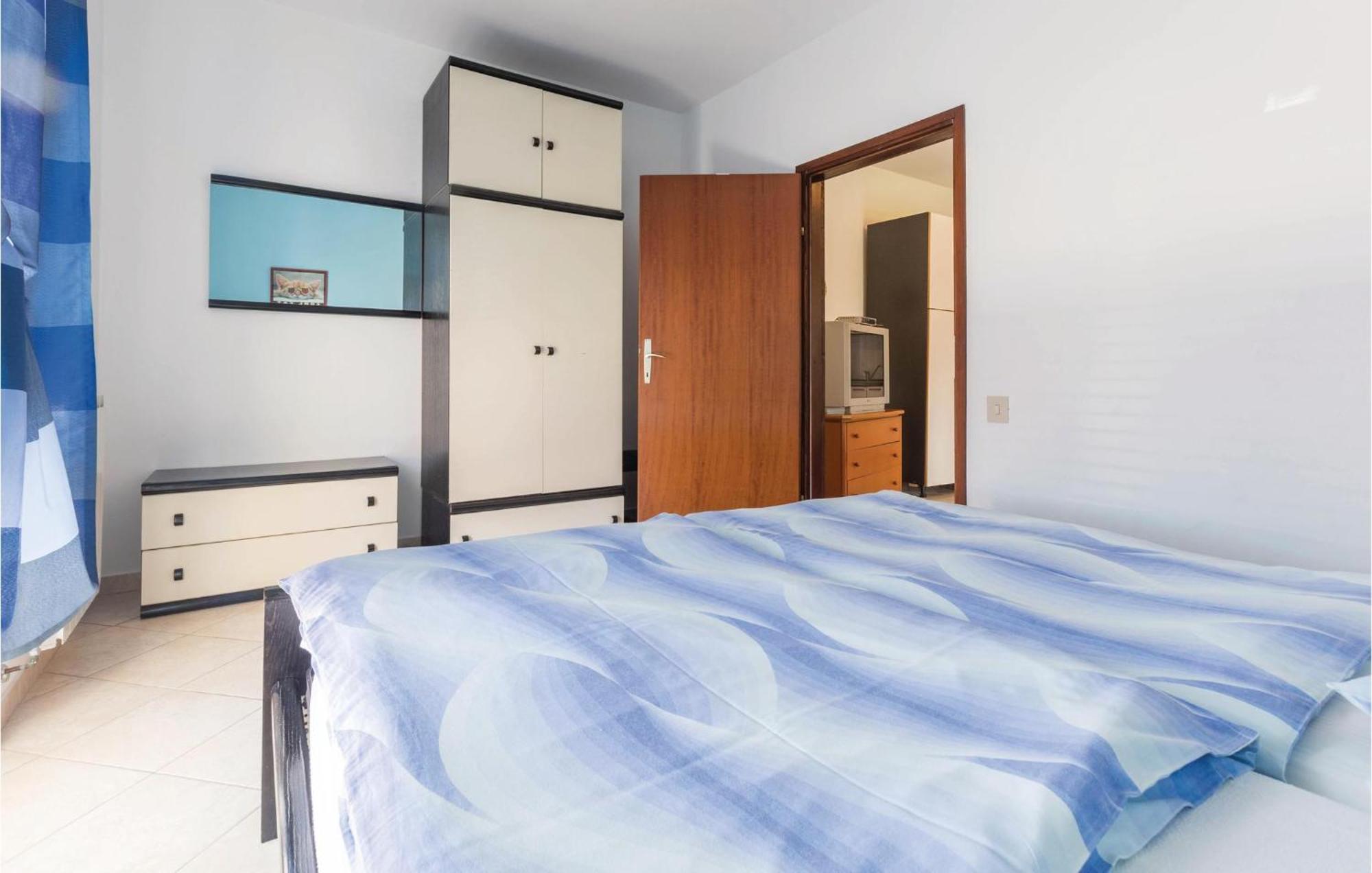 2 Bedroom Beautiful Apartment In Savudrija Zewnętrze zdjęcie