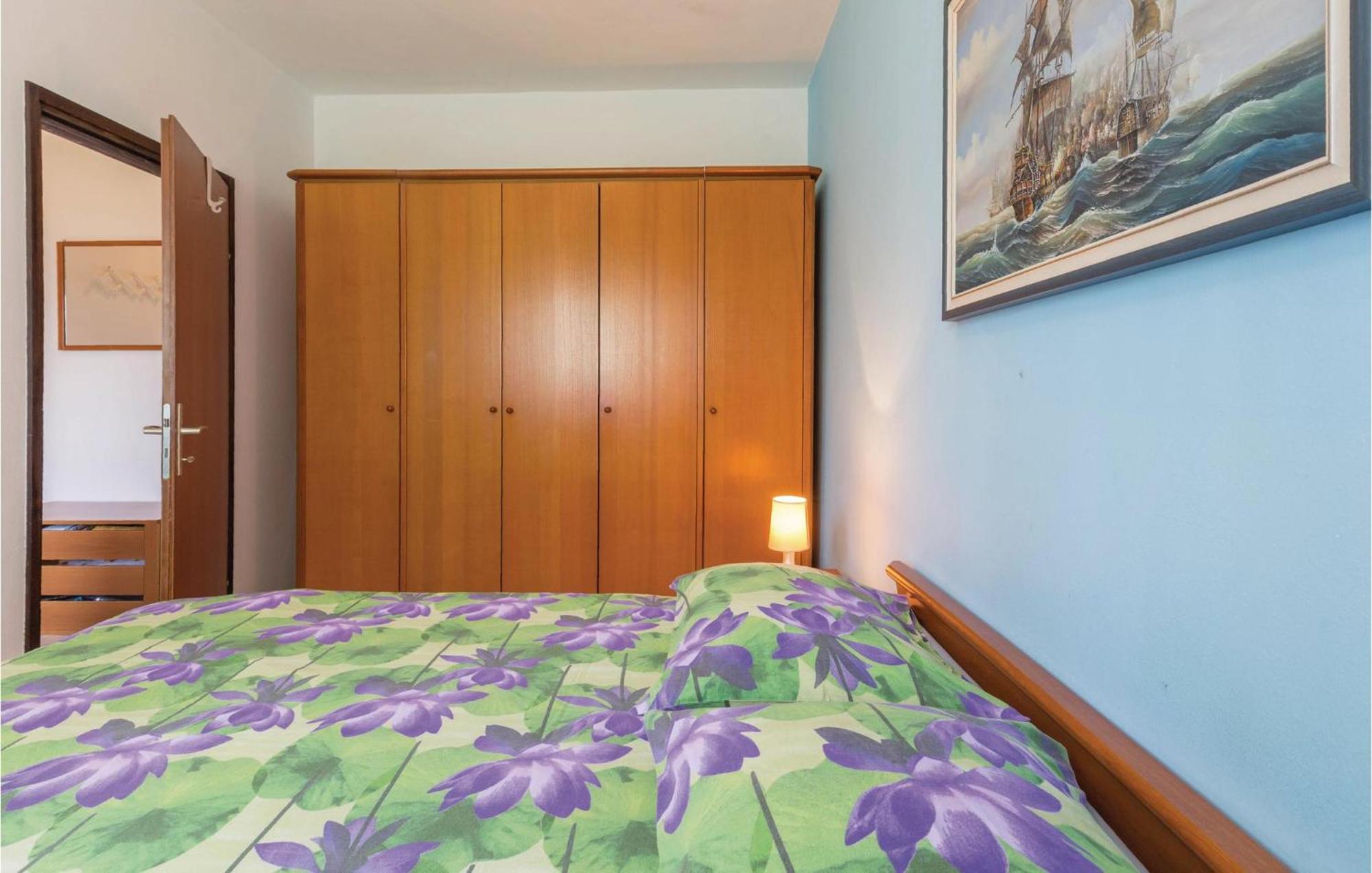 2 Bedroom Beautiful Apartment In Savudrija Zewnętrze zdjęcie